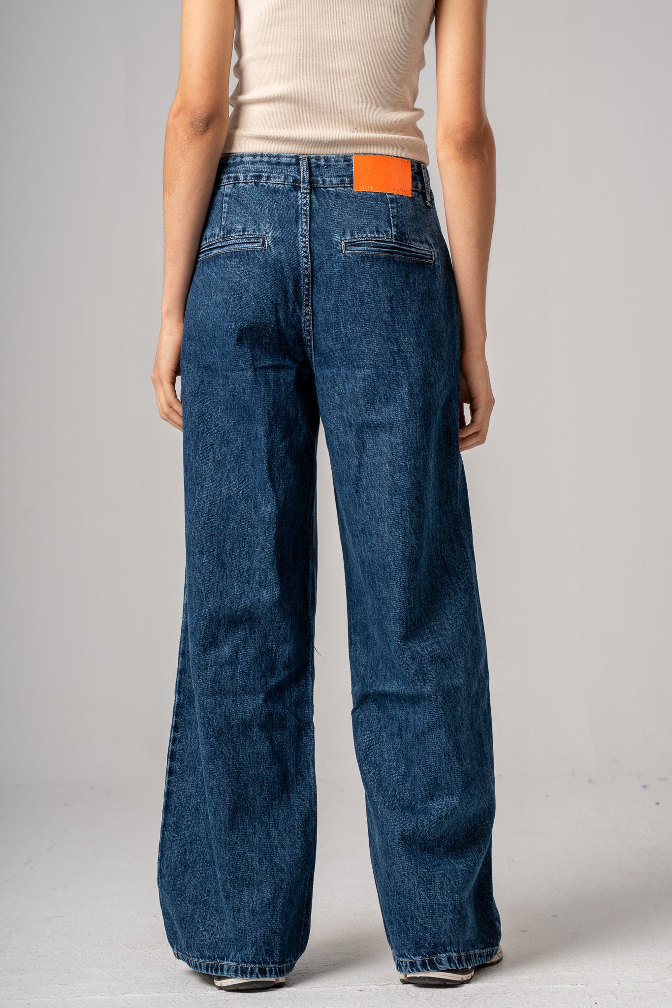 Tailored Wide Leg Jeans